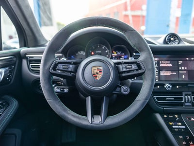 2026 Porsche Macan Macan GTS