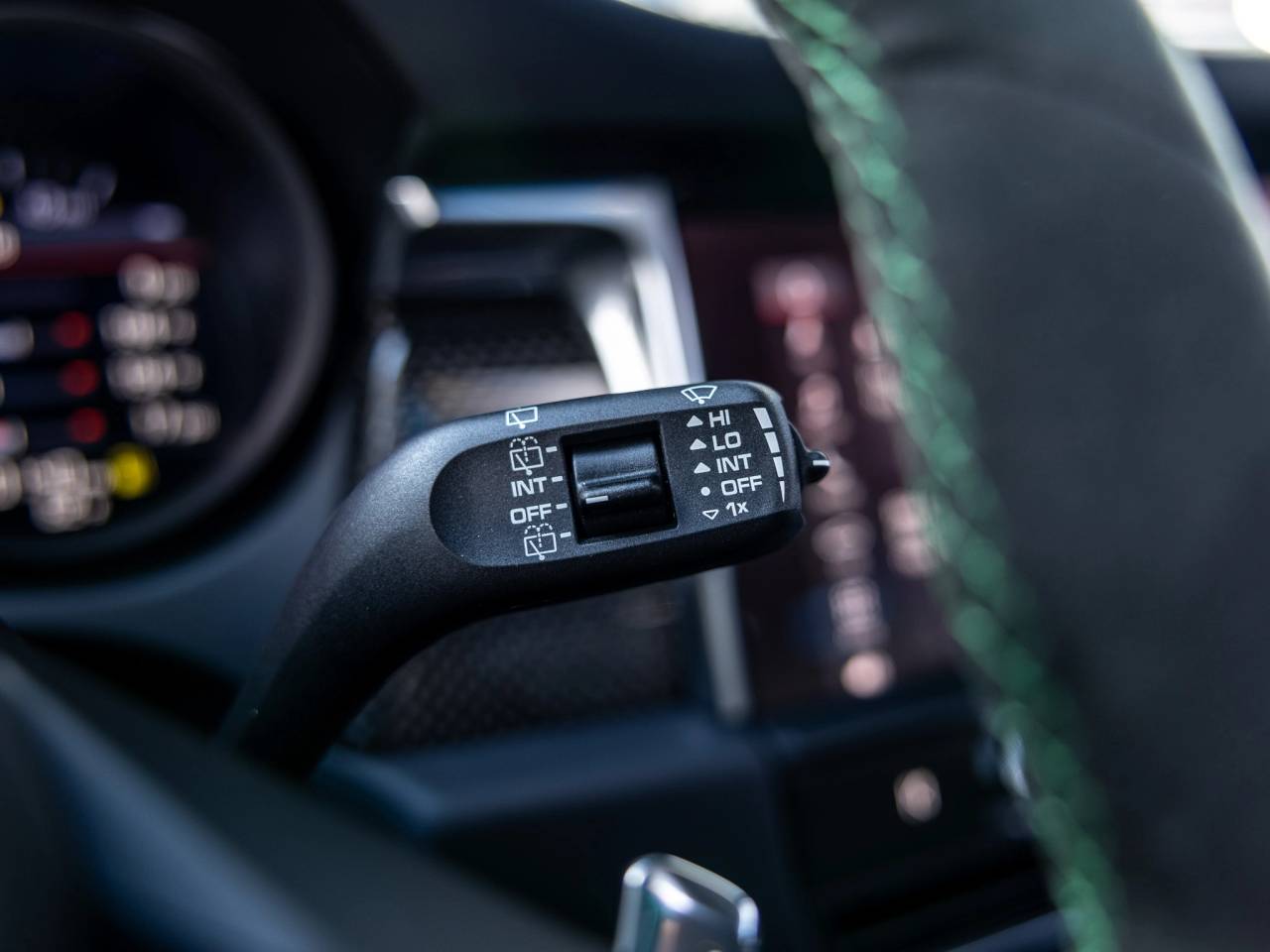 2026 Porsche Macan Macan GTS