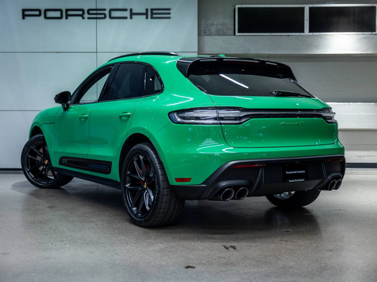 2026 Porsche Macan Macan GTS