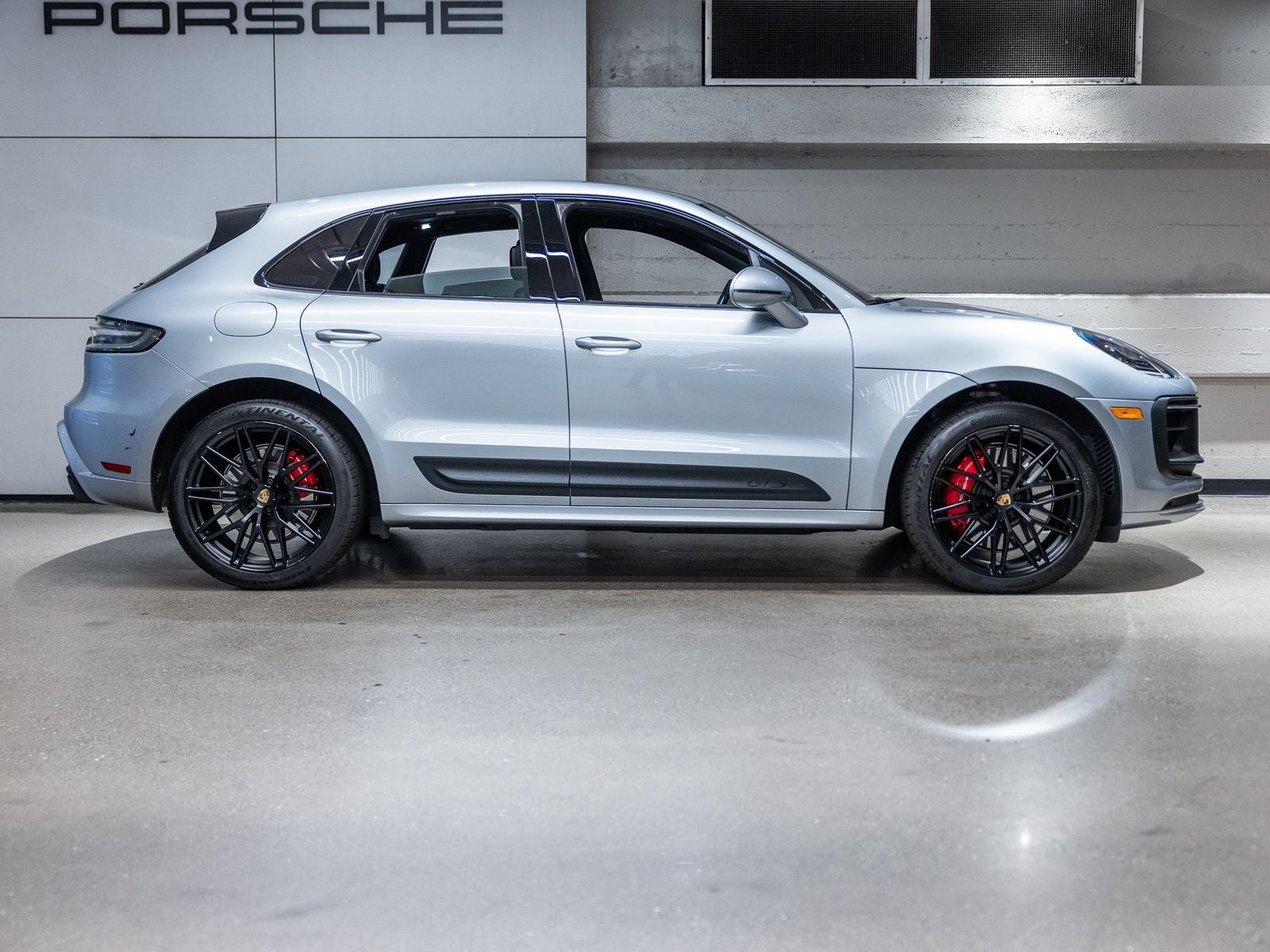 2022 Porsche Macan Macan GTS