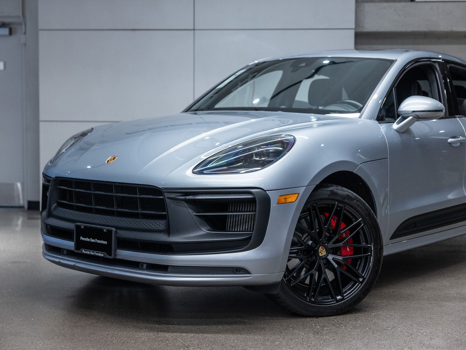 2022 Porsche Macan Macan GTS