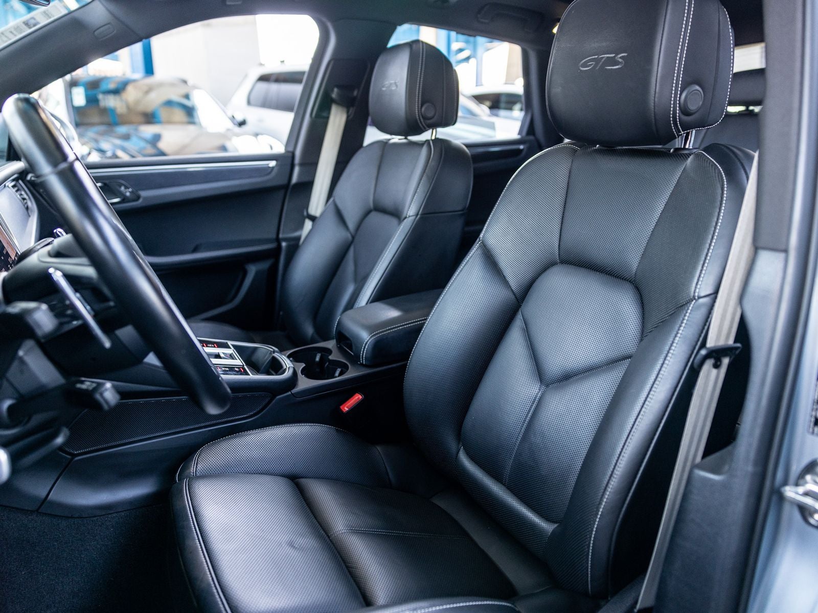 2022 Porsche Macan Macan GTS