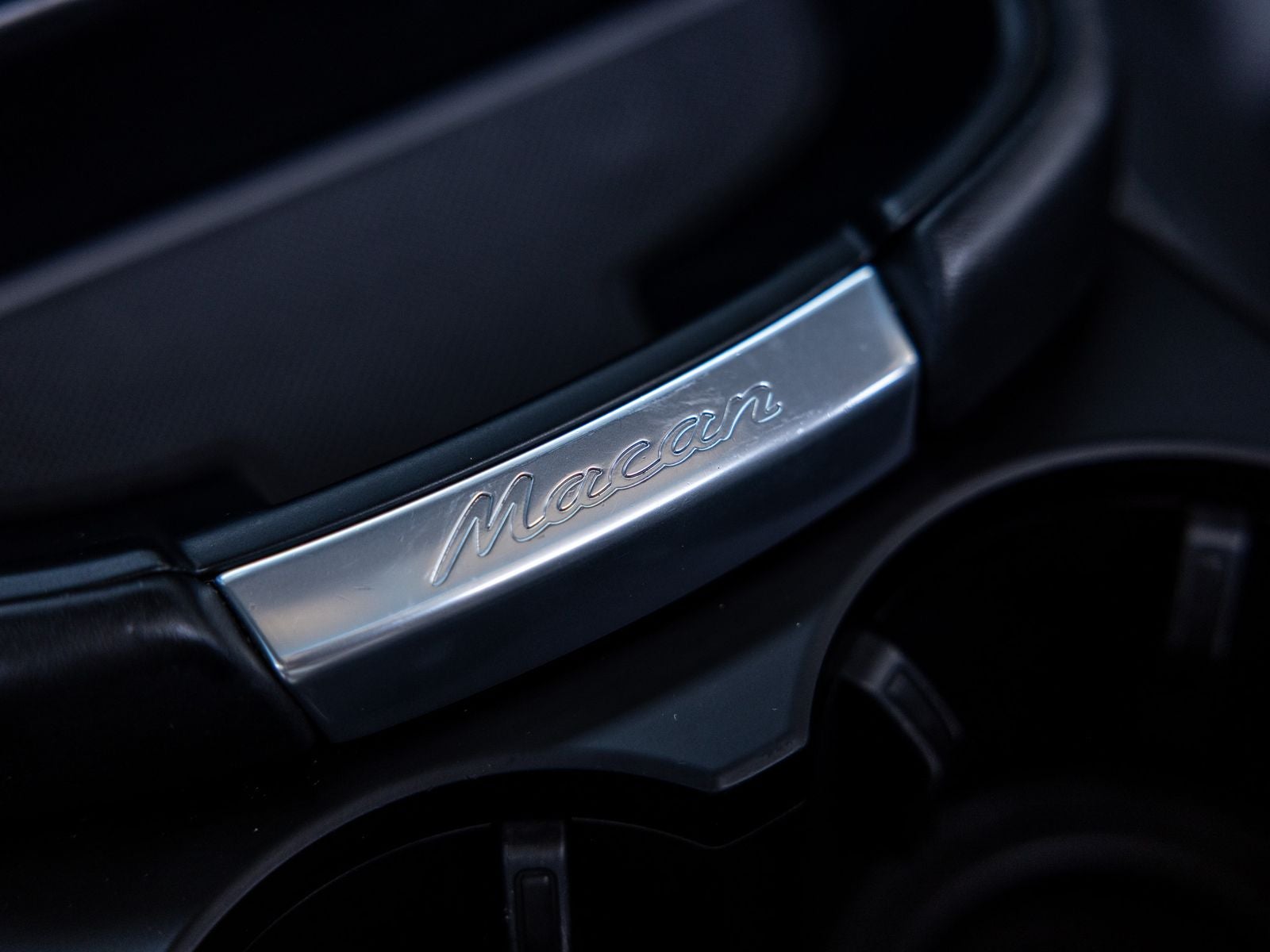 2022 Porsche Macan Macan GTS