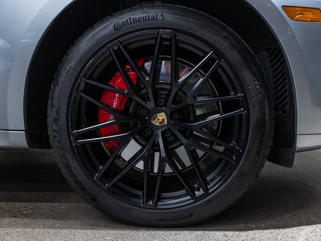 2022 Porsche Macan Macan GTS