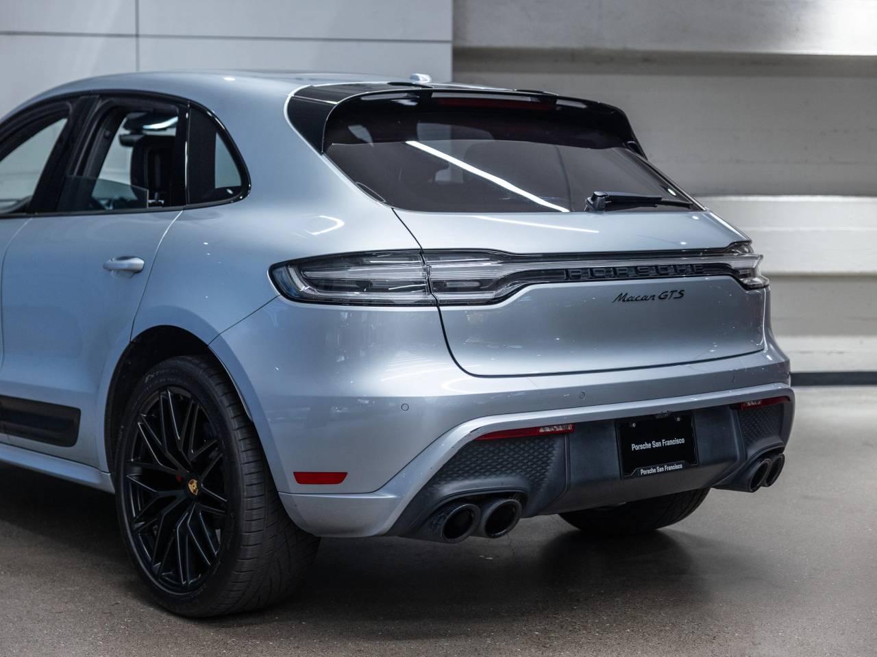 2022 Porsche Macan Macan GTS