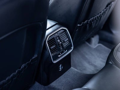 2022 Porsche Macan Macan GTS