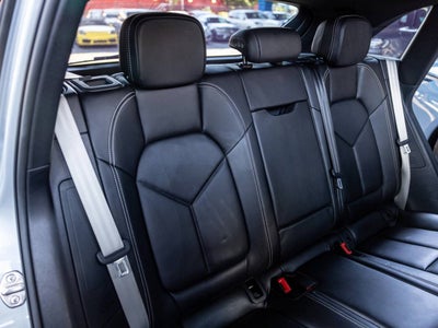 2022 Porsche Macan Macan GTS