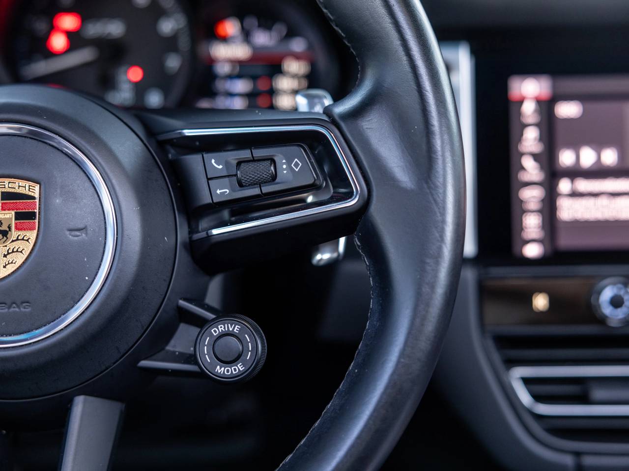 2022 Porsche Macan Macan GTS