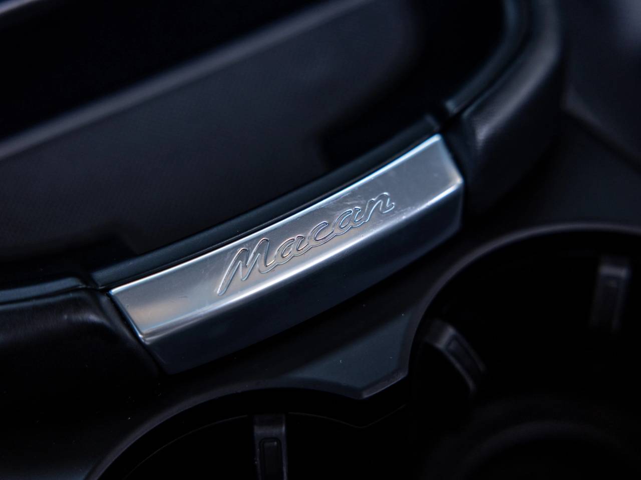2022 Porsche Macan Macan GTS