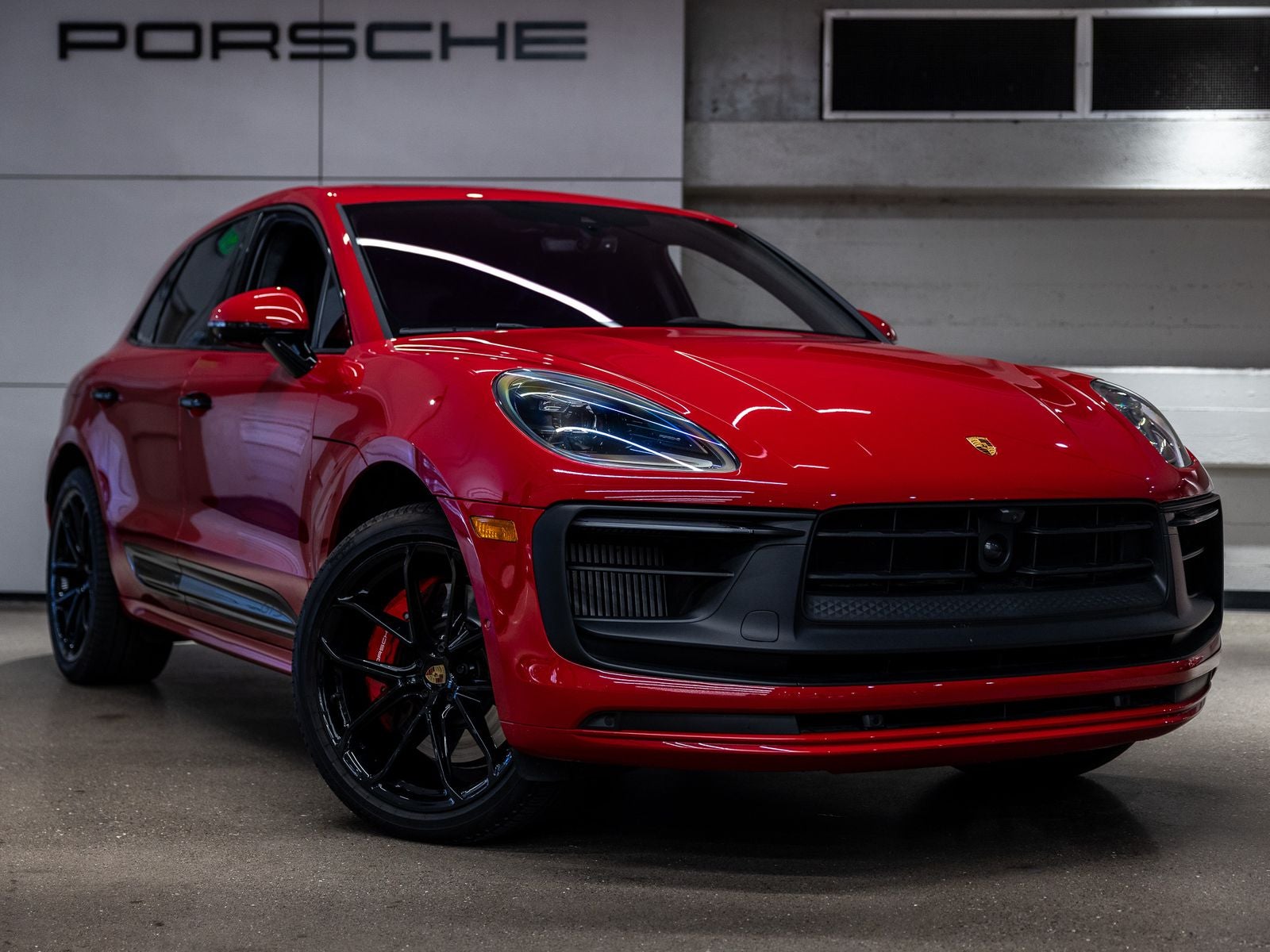 2024 Porsche Macan GTS