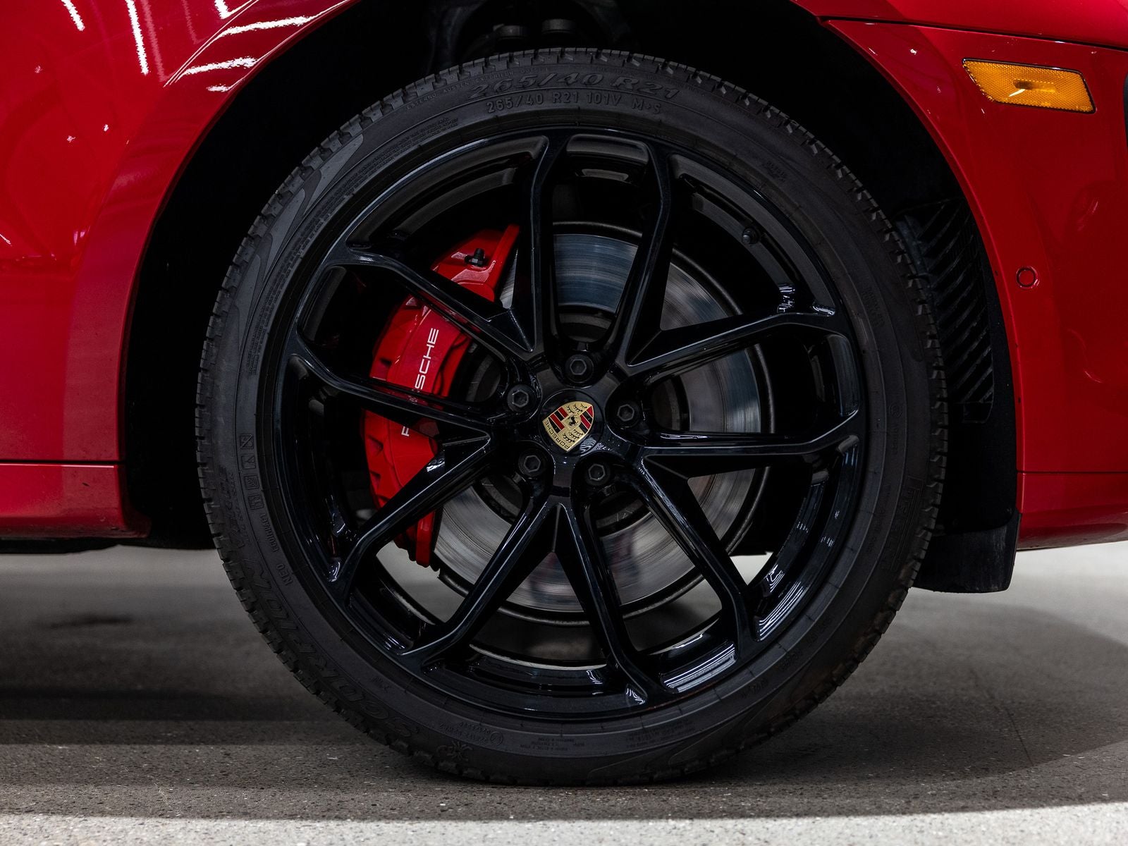 2024 Porsche Macan GTS