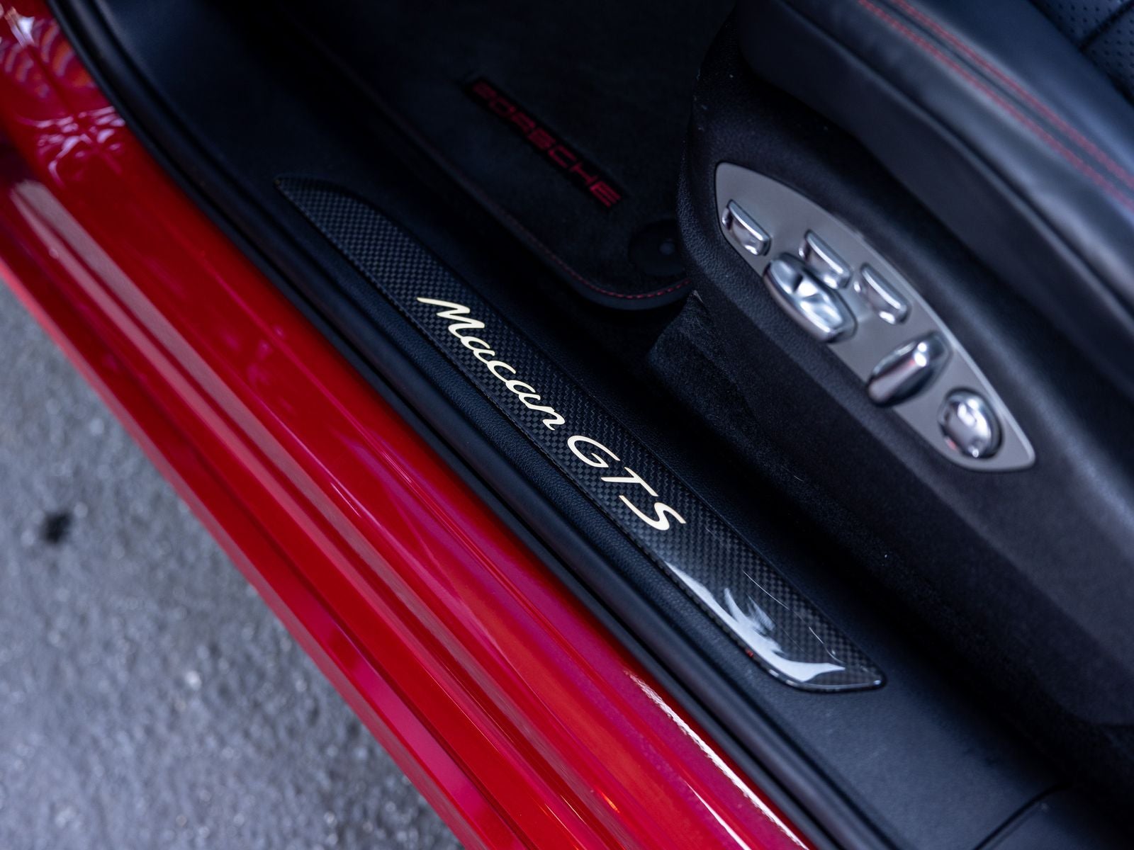 2024 Porsche Macan GTS