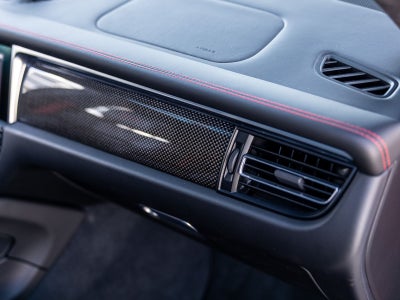 2024 Porsche Macan GTS
