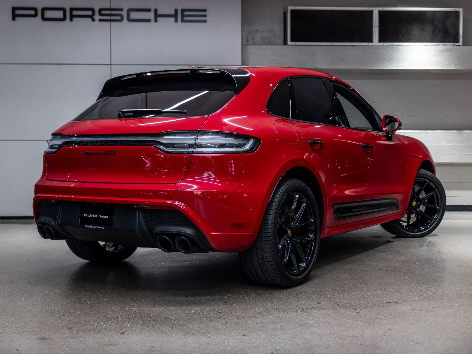 2024 Porsche Macan GTS