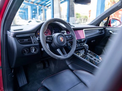 2024 Porsche Macan GTS