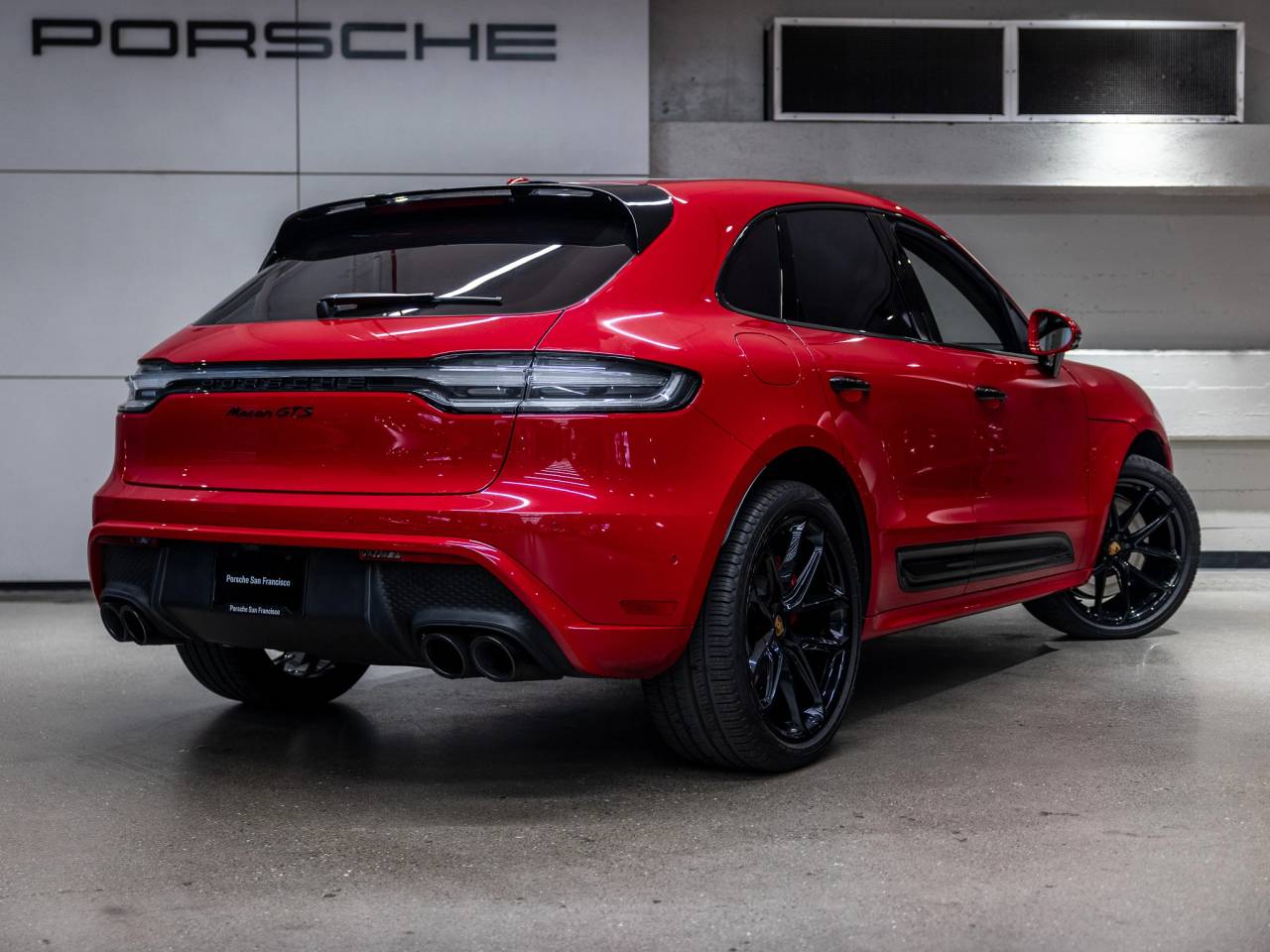 2024 Porsche Macan GTS