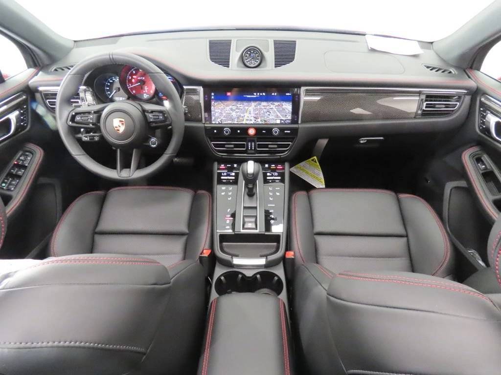 2026 Porsche Macan Macan GTS