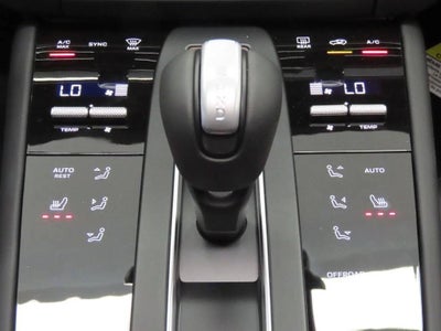 2026 Porsche Macan Macan GTS