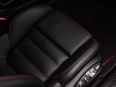 2026 Porsche Macan Macan GTS