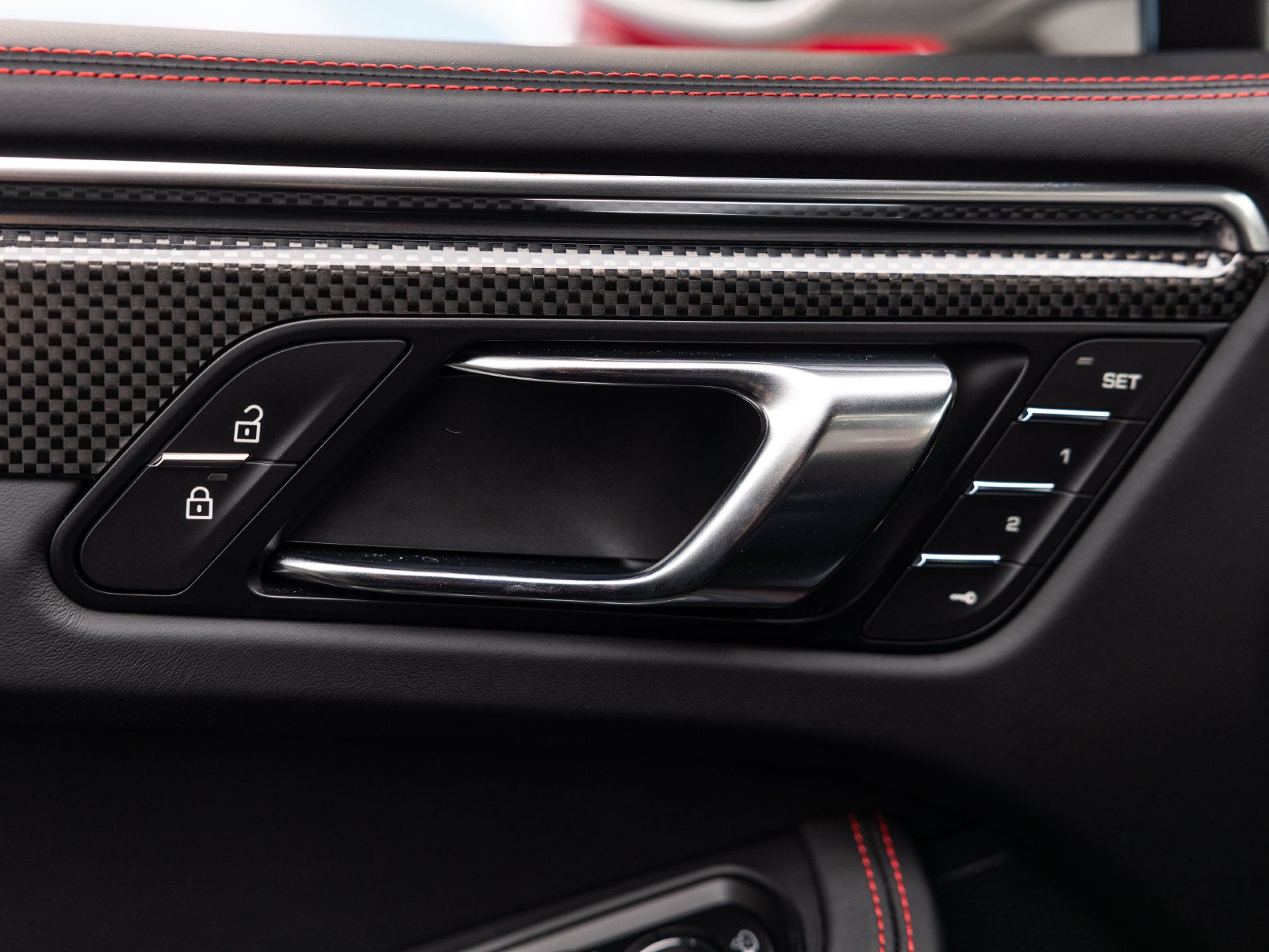 2026 Porsche Macan Macan GTS