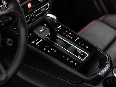2026 Porsche Macan Macan GTS