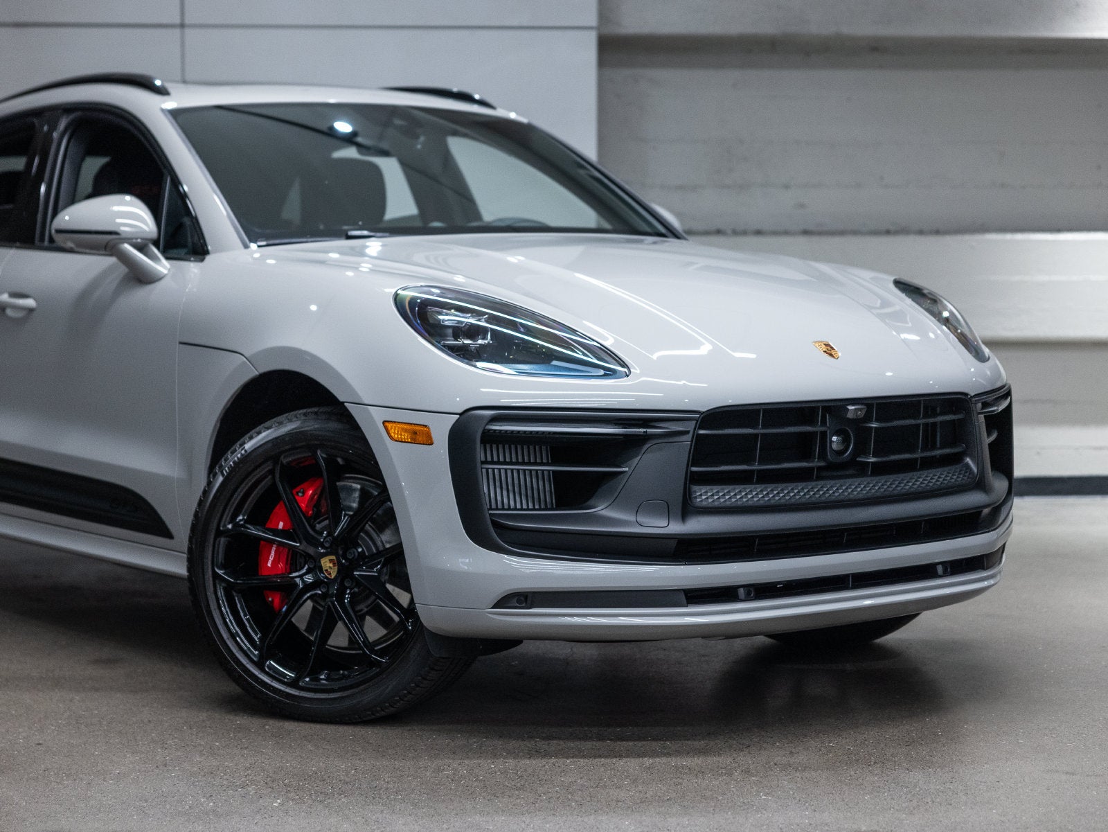 2026 Porsche Macan Macan GTS