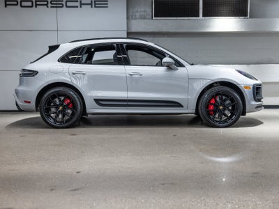 2026 Porsche Macan Macan GTS