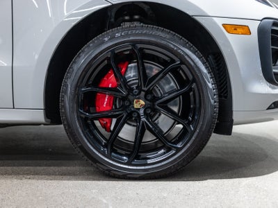 2026 Porsche Macan Macan GTS