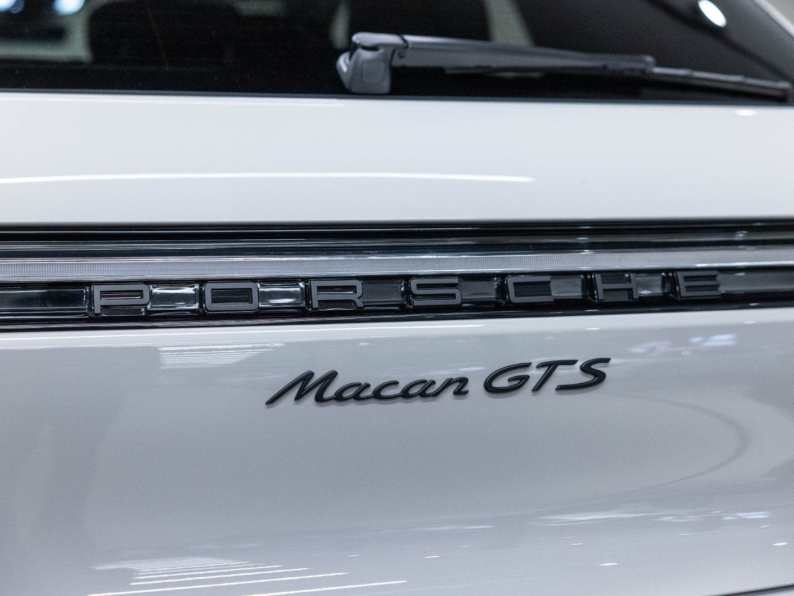 2026 Porsche Macan Macan GTS