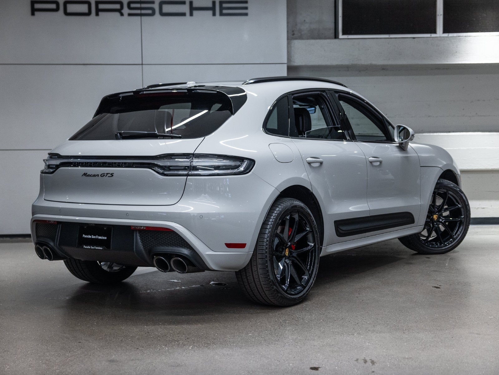 2026 Porsche Macan Macan GTS