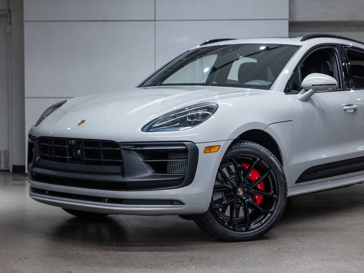 2026 Porsche Macan Macan GTS