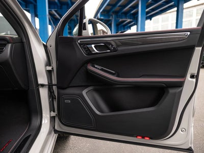 2026 Porsche Macan Macan GTS