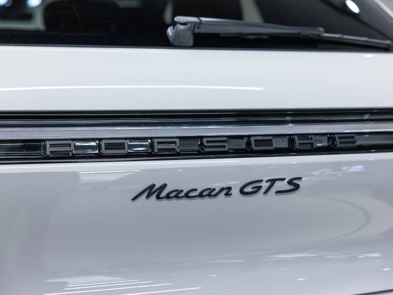 2026 Porsche Macan Macan GTS
