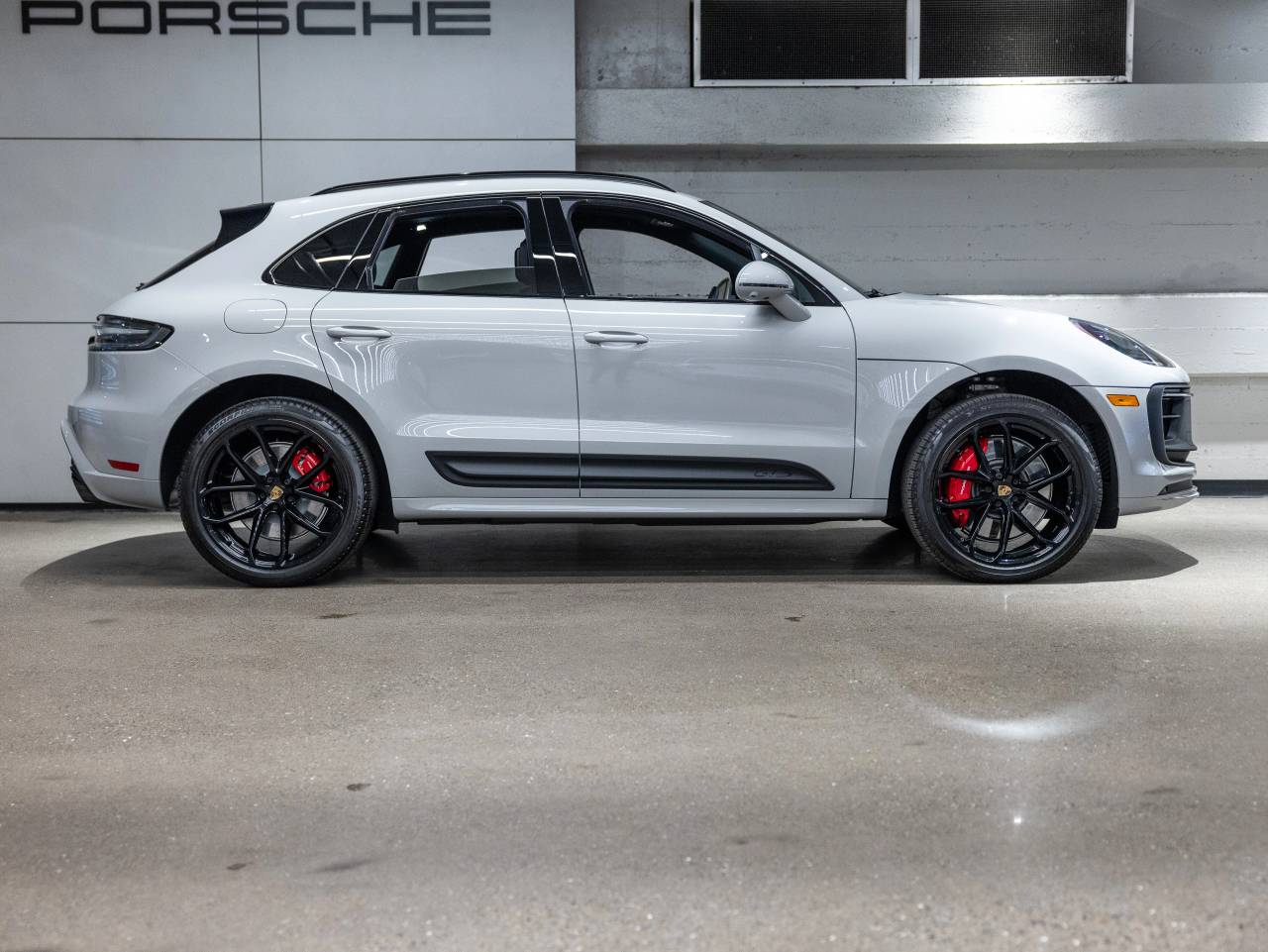 2026 Porsche Macan Macan GTS