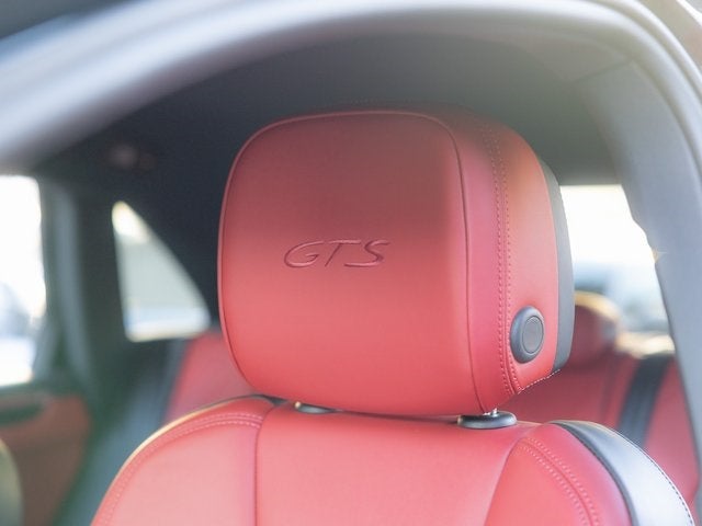 2026 Porsche Macan Macan GTS