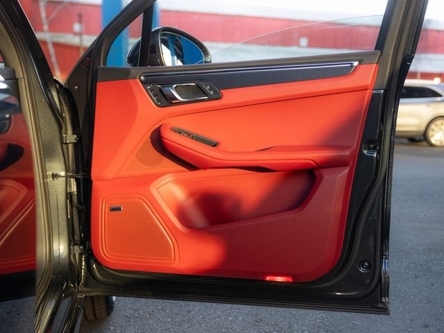 2026 Porsche Macan Macan GTS