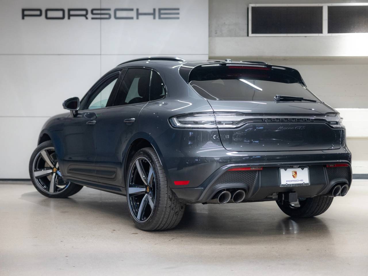 2026 Porsche Macan Macan GTS