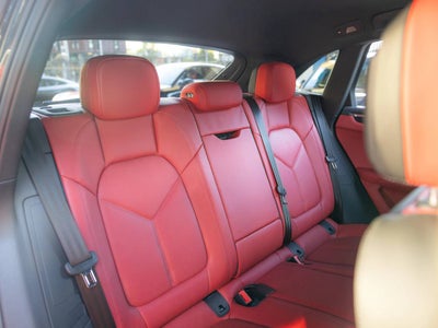 2026 Porsche Macan Macan GTS