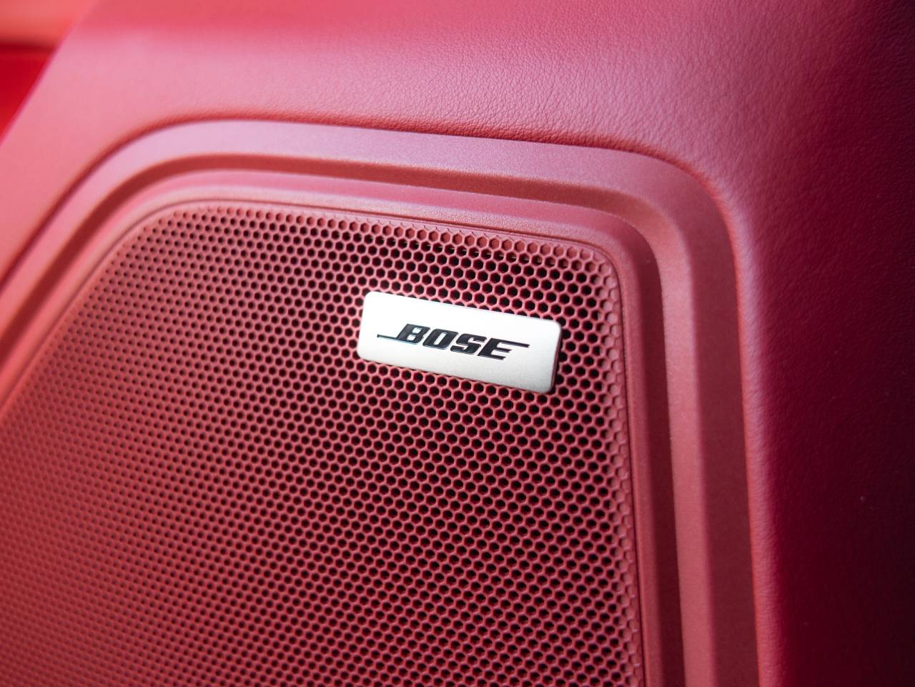 2026 Porsche Macan Macan GTS