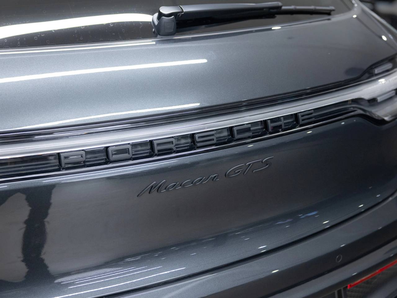 2026 Porsche Macan Macan GTS