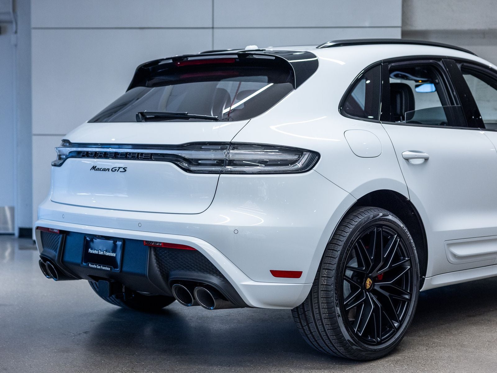 2026 Porsche Macan GTS