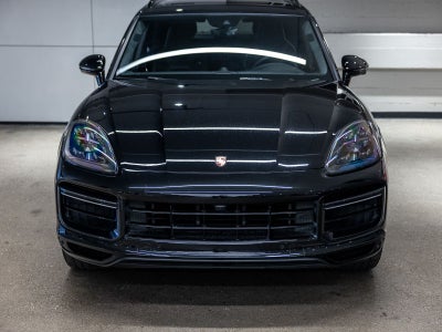 2023 Porsche Cayenne Turbo