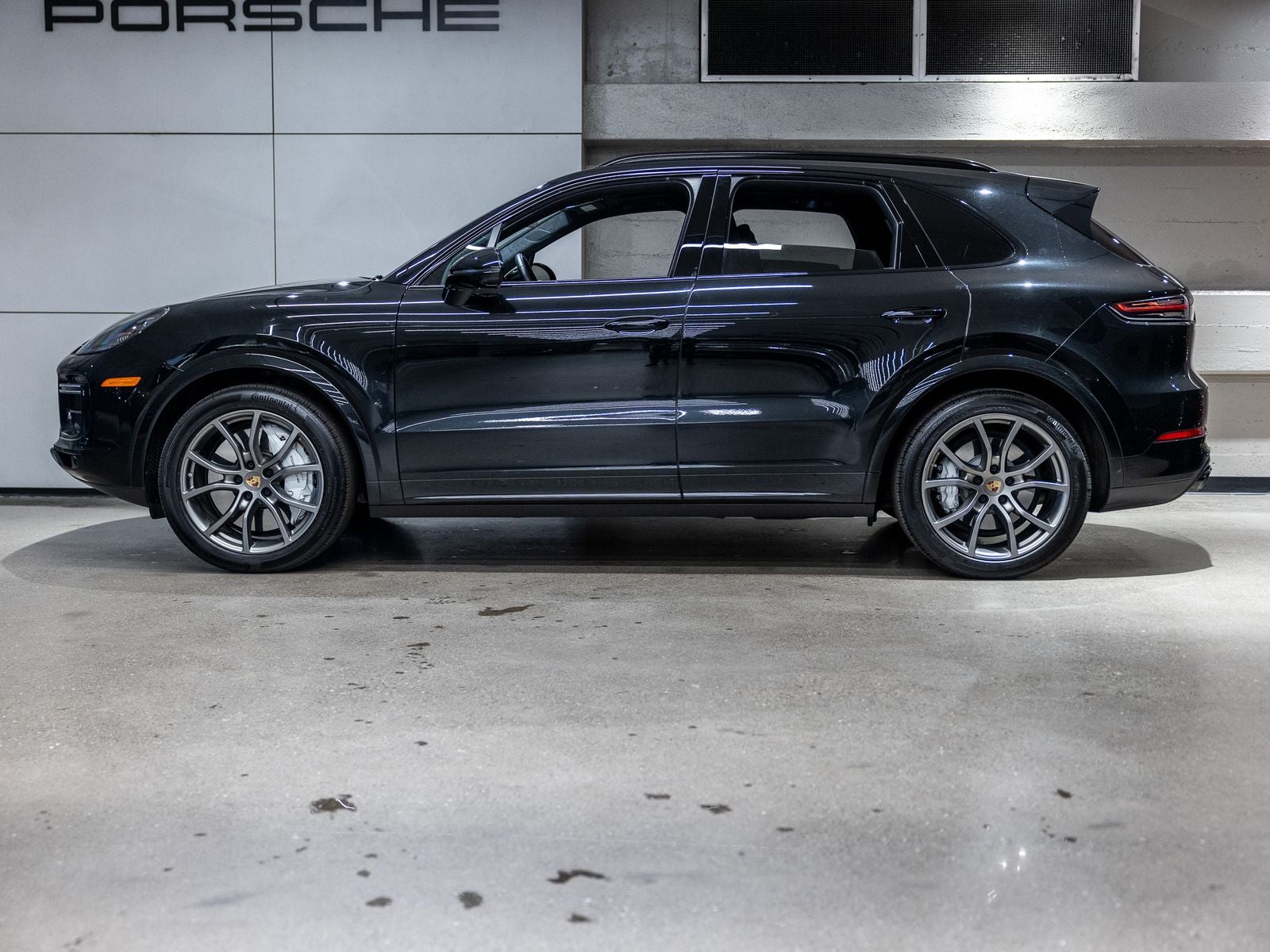 2023 Porsche Cayenne Turbo
