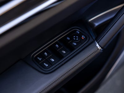 2023 Porsche Cayenne Turbo