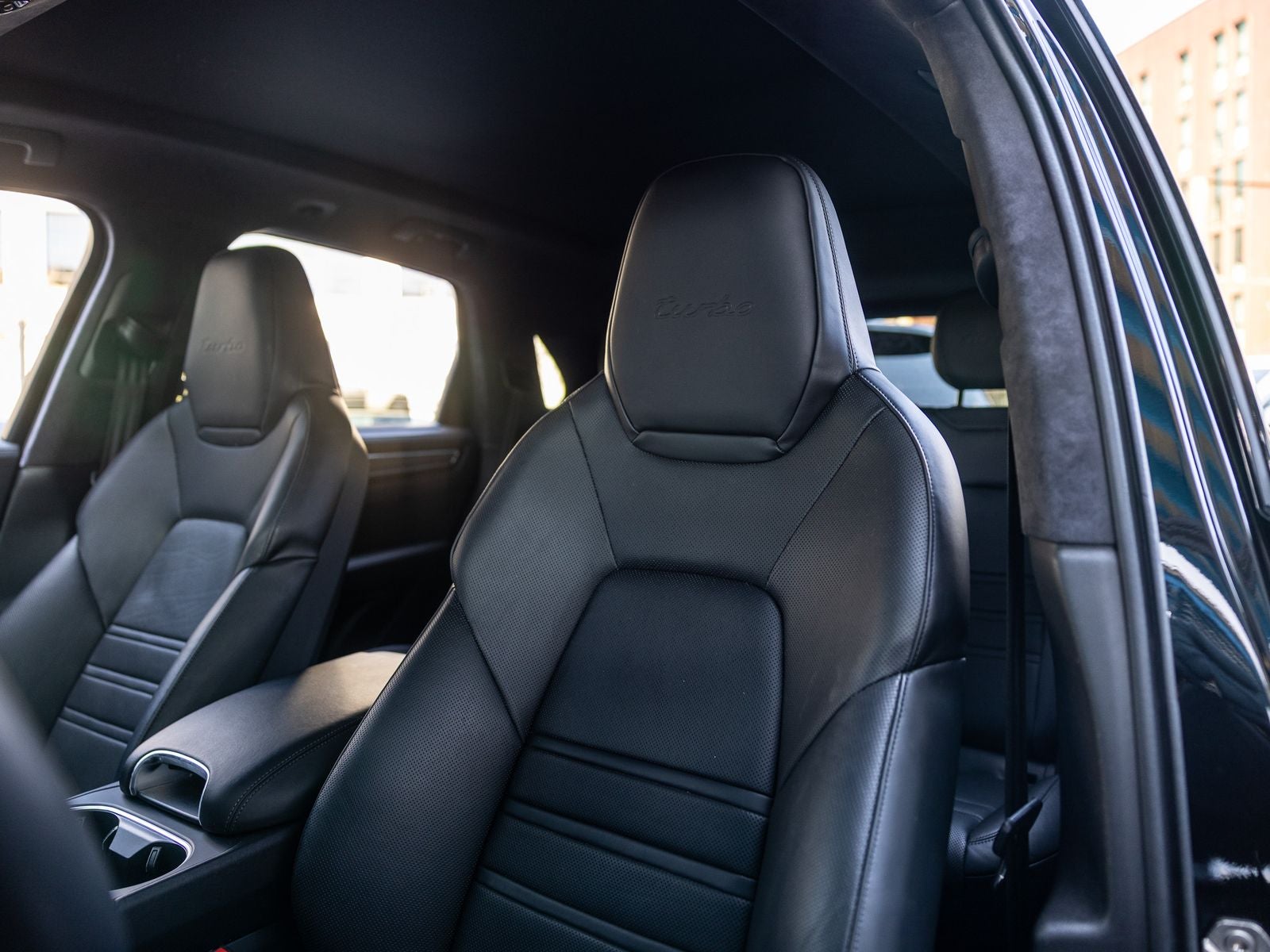2023 Porsche Cayenne Turbo