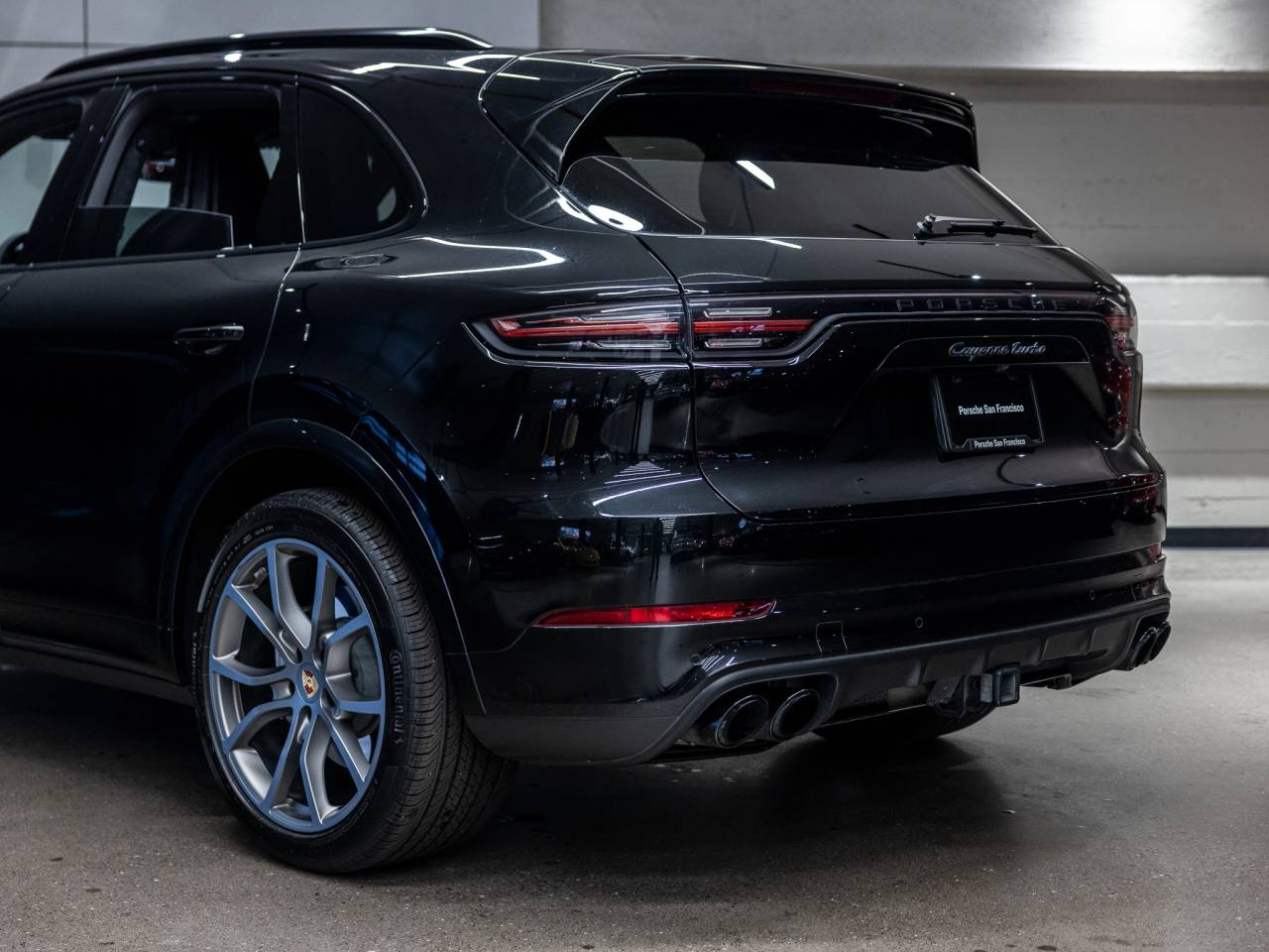 2023 Porsche Cayenne Turbo
