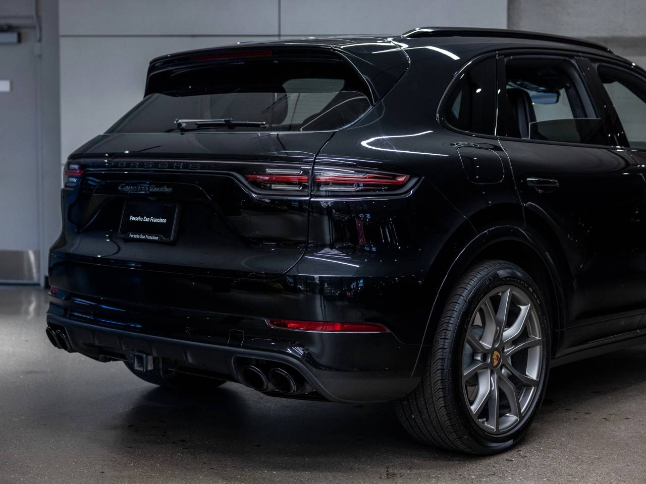 2023 Porsche Cayenne Turbo