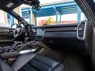 2023 Porsche Cayenne Turbo
