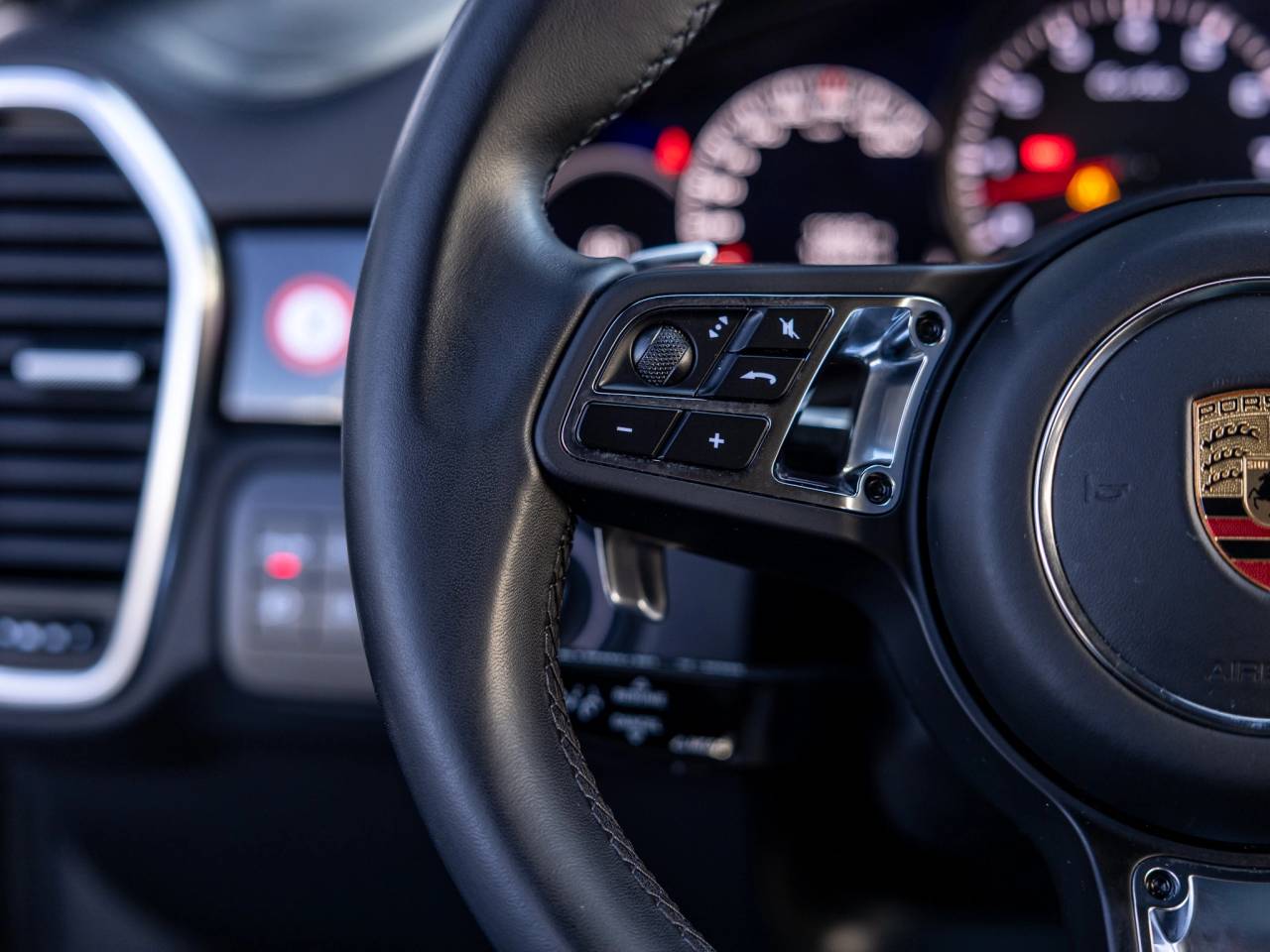 2023 Porsche Cayenne Turbo