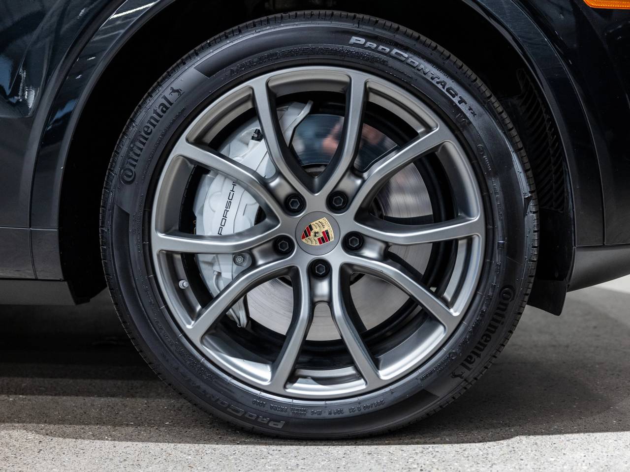 2023 Porsche Cayenne Turbo